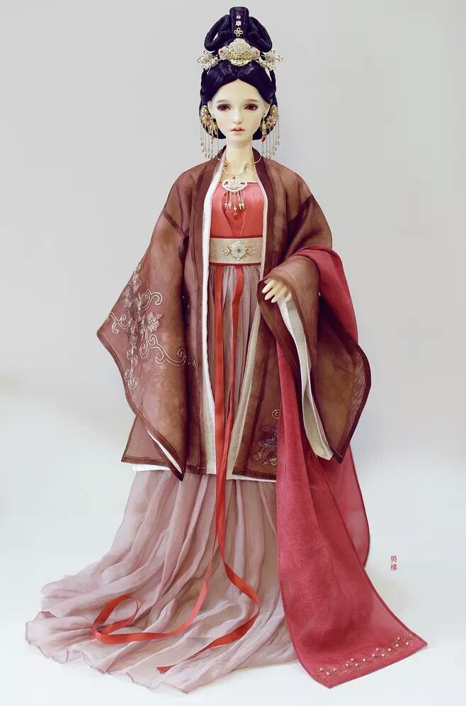 Revival of Traditional Chinese Cheongsam Style:Embracing the Ethnic Charm of the Republic Era