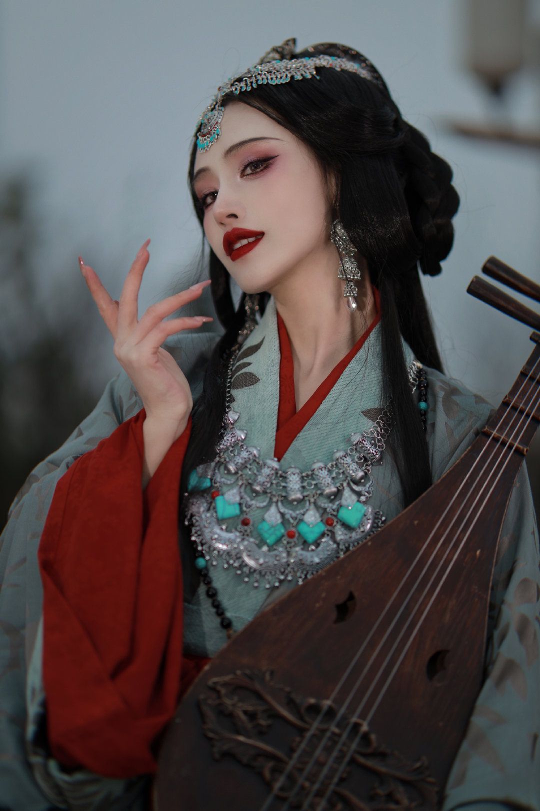 Winter Fashion for Little Girls:Traditional Tangzhuang Style