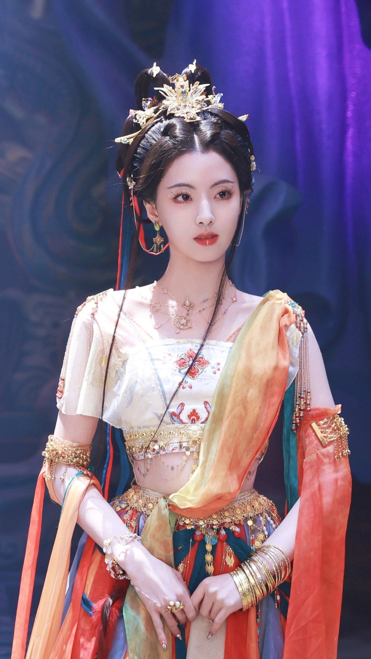 Summer Style with Mule Skirt and Veil:The Art of轻纱马面裙 Summer Style with Mule Skirt and Veil:The Art of轻纱马面裙