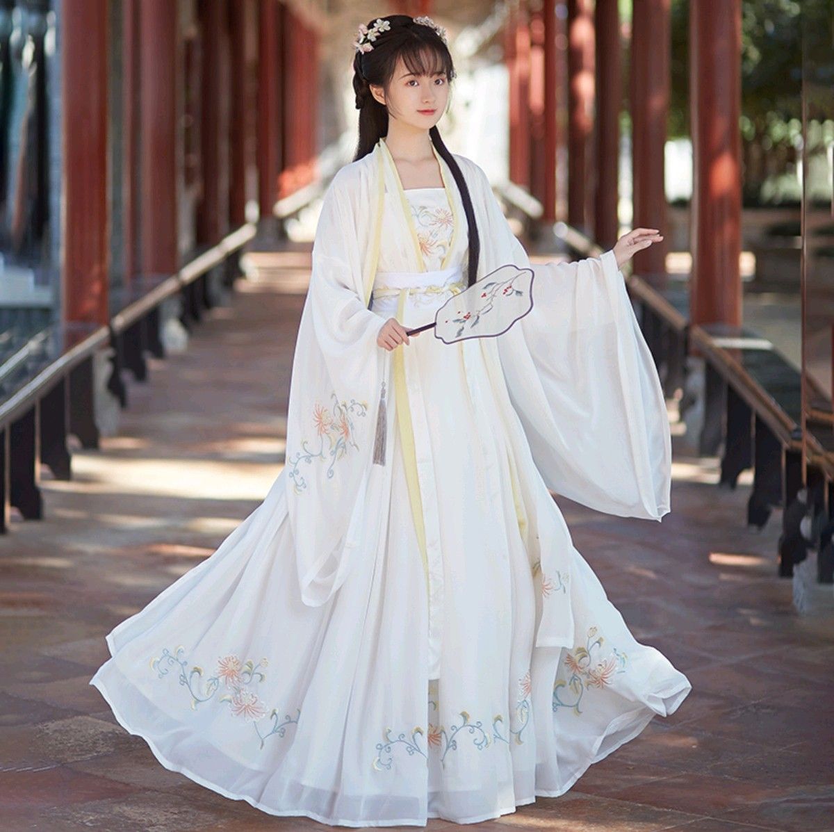 The Short Bǐjiǎof Ming Dynasty Hanfu:A Closer Look into Traditional Chinese Clothing The Short Bǐjiǎof Ming Dynasty Hanfu:A Closer Look into Traditional Chinese Clothing