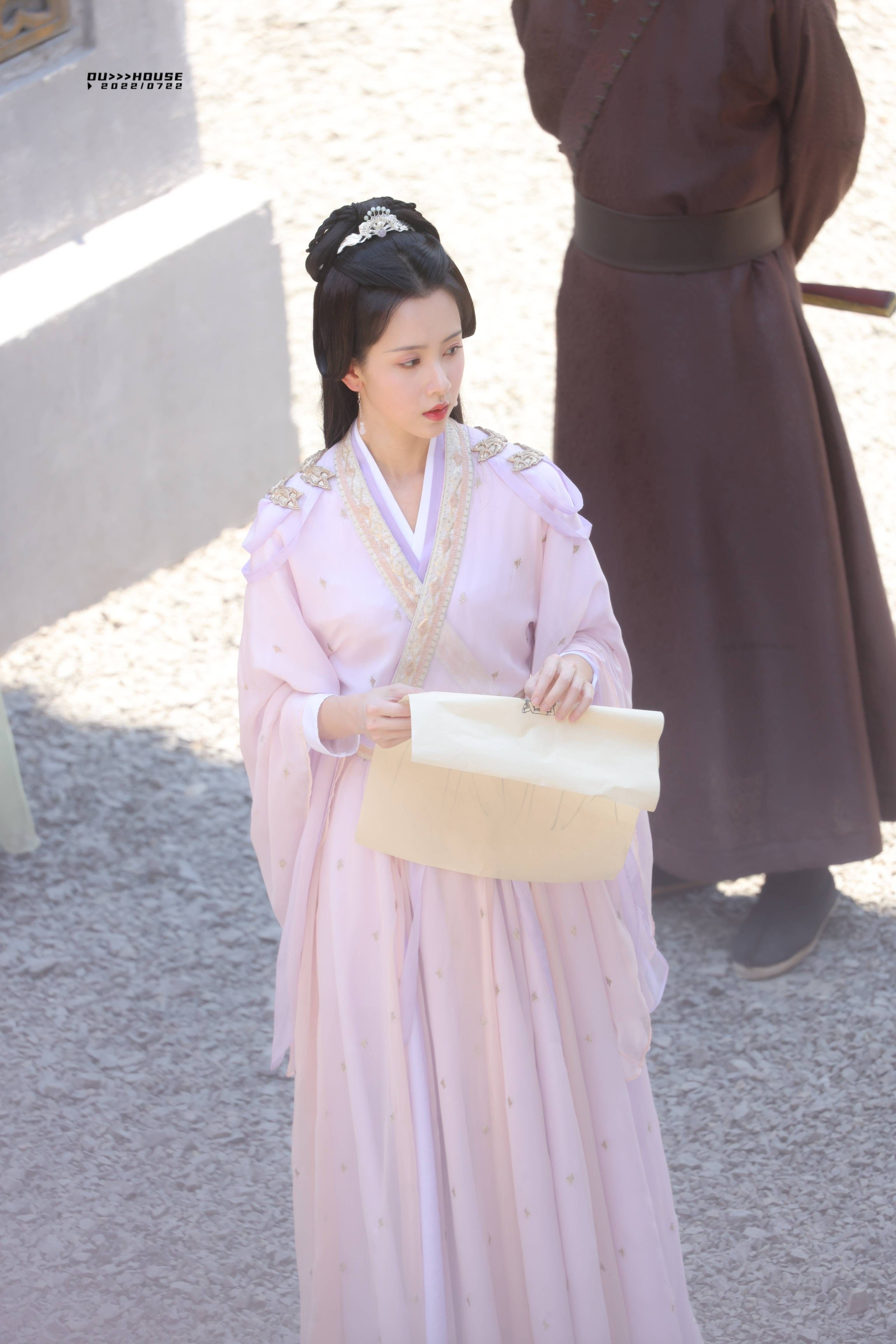 The Splendid Charm of Traditional Hanfu:The Story of Manfu The Splendid Charm of Traditional Hanfu:The Story of Manfu