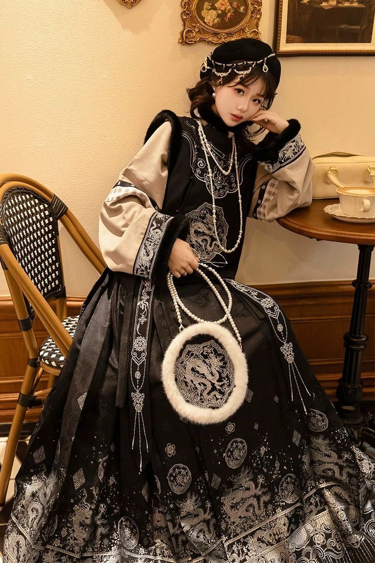 Winter Ming-Style Hanfu:The Essence of Traditional Chinese Elegance Winter Ming-Style Hanfu:The Essence of Traditional Chinese Elegance