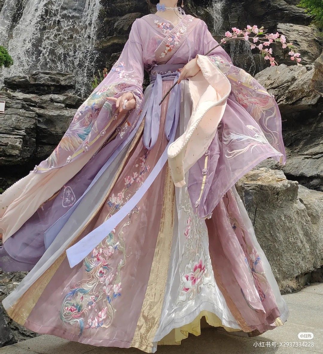 Hanfu Style Little God of Wealth:Material Resources for Inspiration Hanfu Style Little God of Wealth:Material Resources for Inspiration
