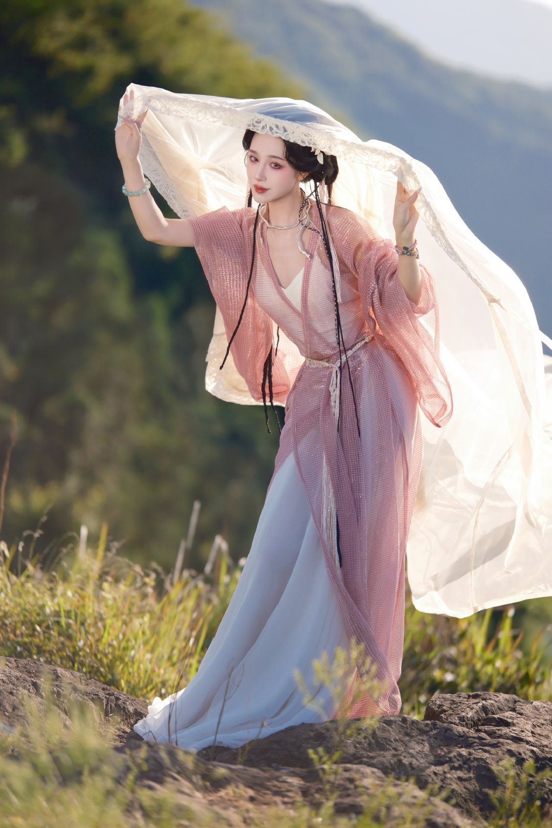 Blue Hanfu Winter Collection for Little Girls:A Fashionable and Cultural Choice Blue Hanfu Winter Collection for Little Girls:A Fashionable and Cultural Choice