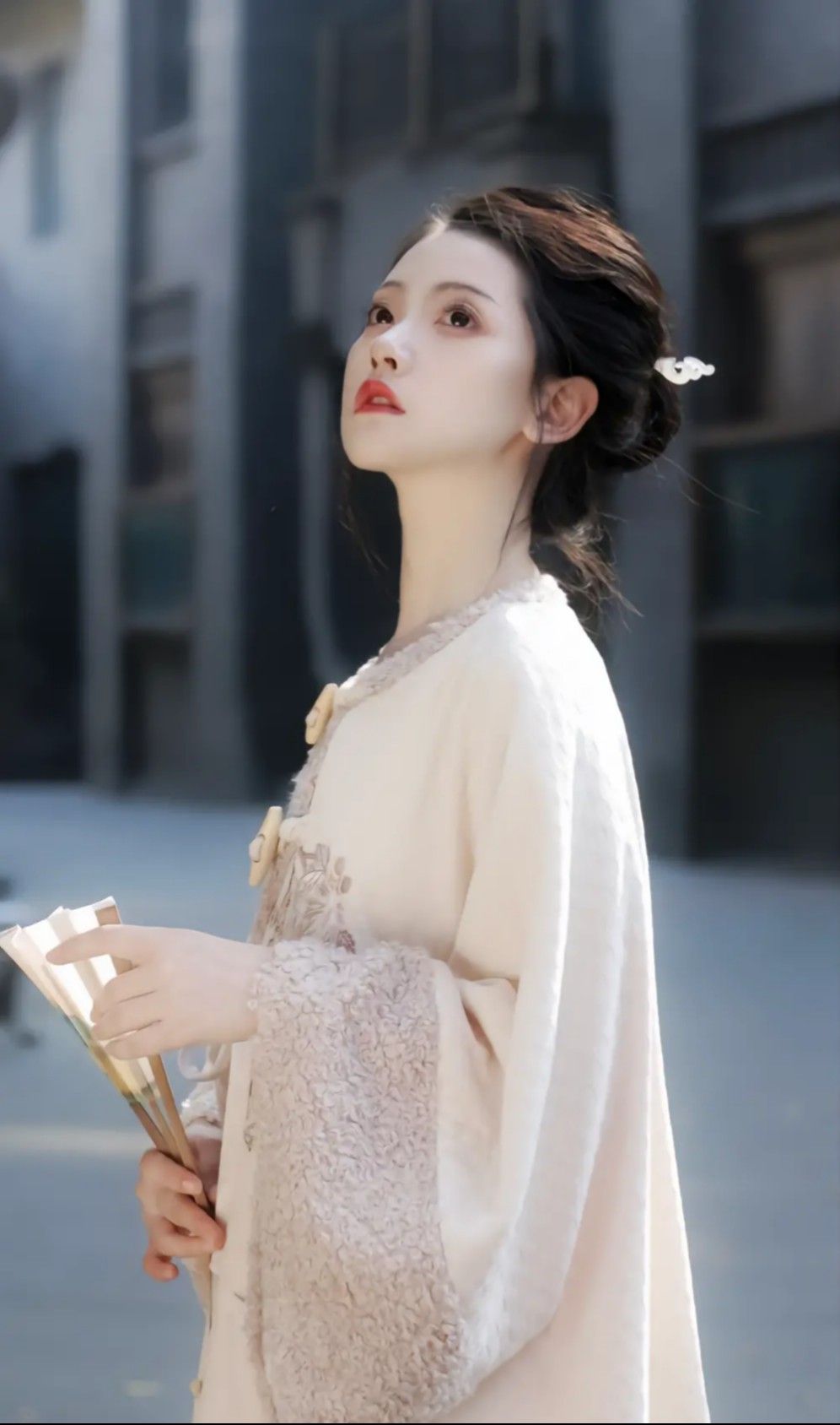 Embracing Elegance:The Newest Half-Body Cheongsam Skirt Trends Embracing Elegance:The Newest Half-Body Cheongsam Skirt Trends