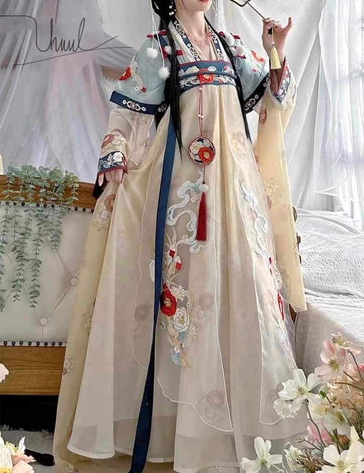 Ancient-Style Hair Accessories:The Charm of Traditional Hanfu Hairpins Ancient-Style Hair Accessories:The Charm of Traditional Hanfu Hairpins