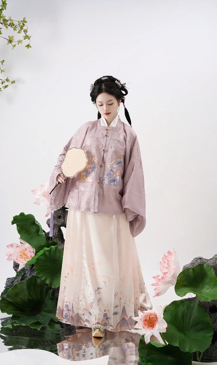 The Revival of Northern Fishing Village Hanfu:A Journey into Traditional Chinese Cultural Fashion