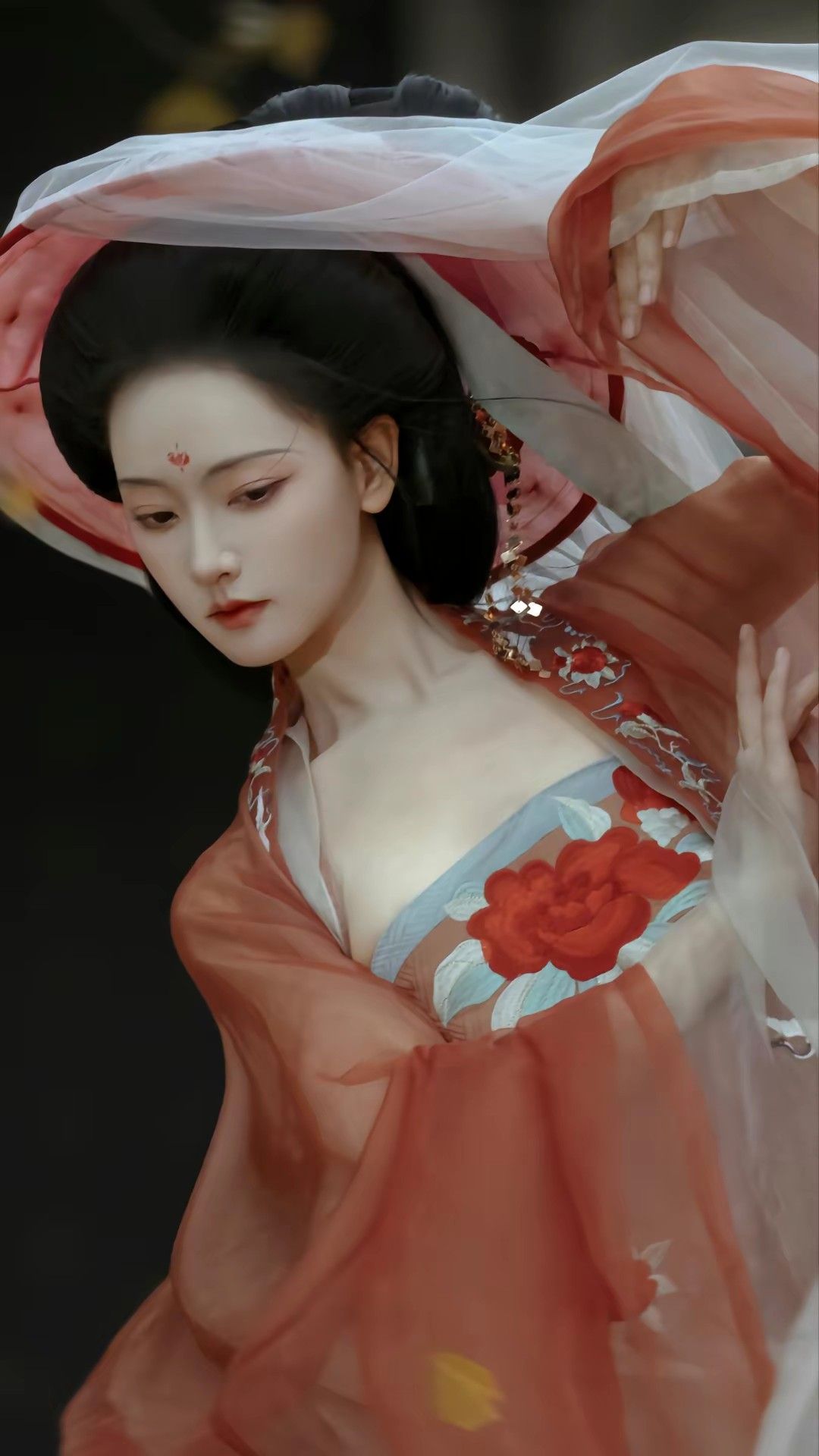 Latest Trends in Cheongsam Dress for Women:The Evolution of a Traditional Elegance