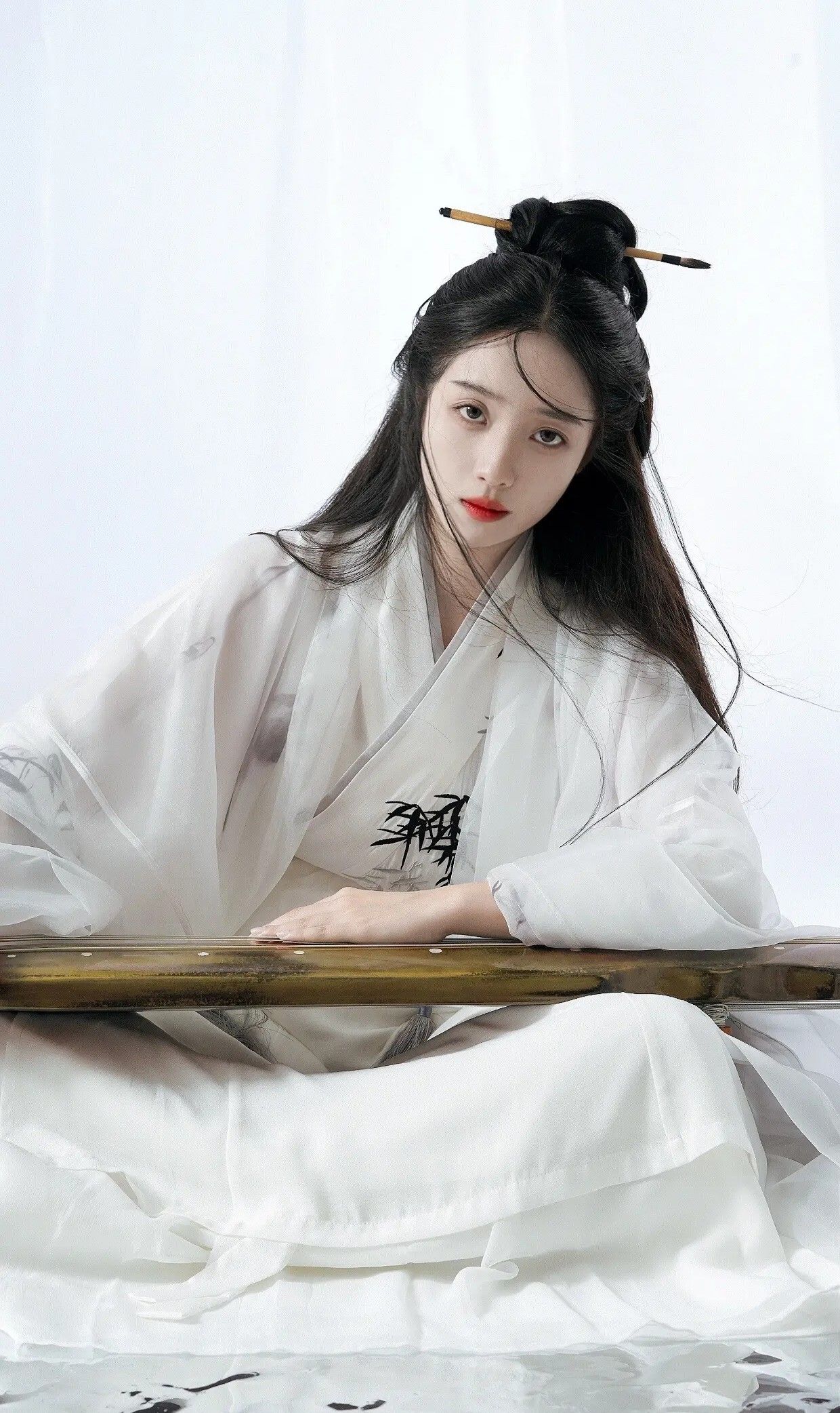 The Magnificent Empress:Ancient Hanfu Queens in Chinese History The Magnificent Empress:Ancient Hanfu Queens in Chinese History