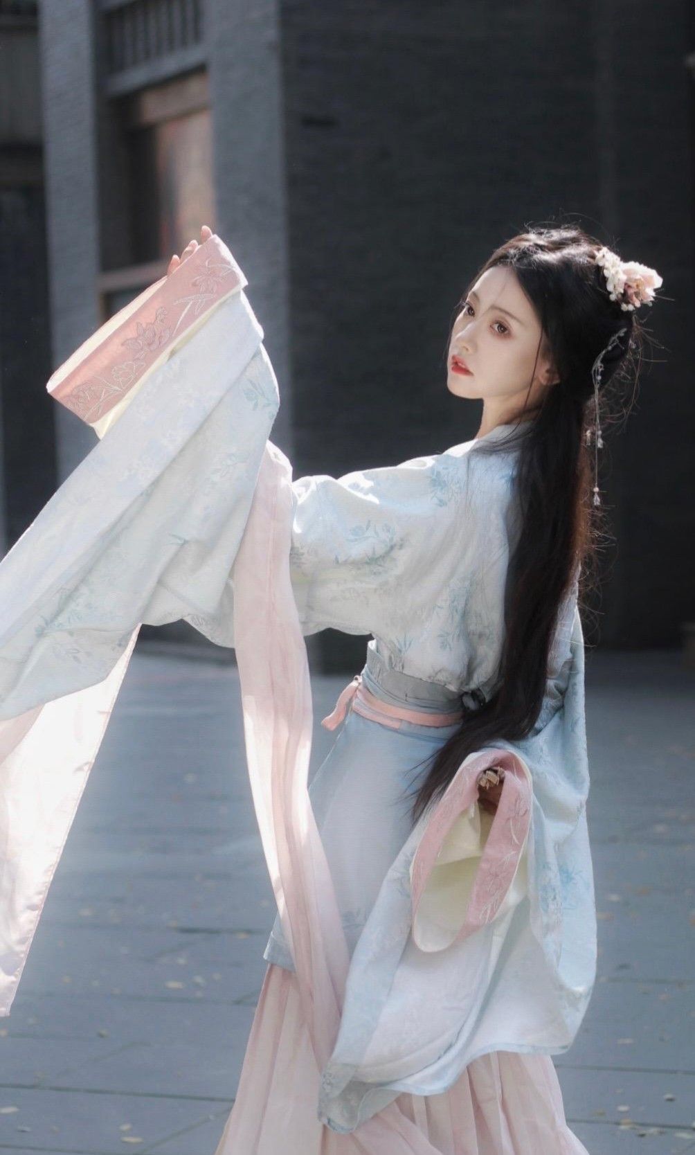 Authentic and Latest Qipao Skirt in Oude Style:The Allure of Traditional Chinese Elegance