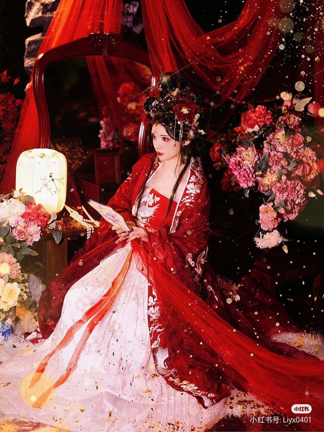 The Red Hanfu of a 10-Year-Old Girl The Red Hanfu of a 10-Year-Old Girl
