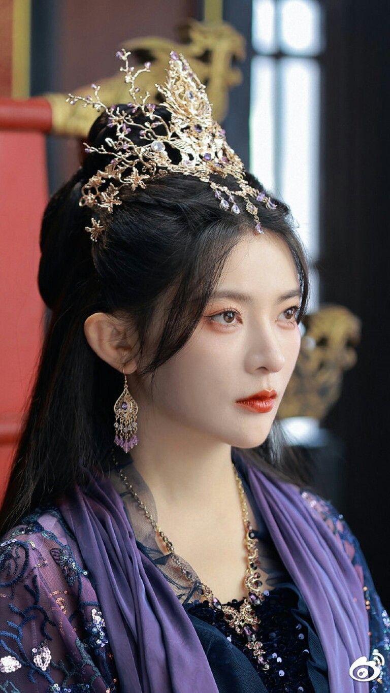 Reimagining Traditional Song-Style Hanfu:Modernizing Comfort and Style Reimagining Traditional Song-Style Hanfu:Modernizing Comfort and Style