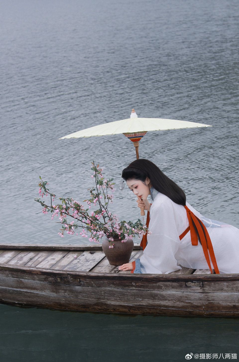 The Splendor of 4XL Cheongsam:A Cultural Icon Reimagined for Modern Times