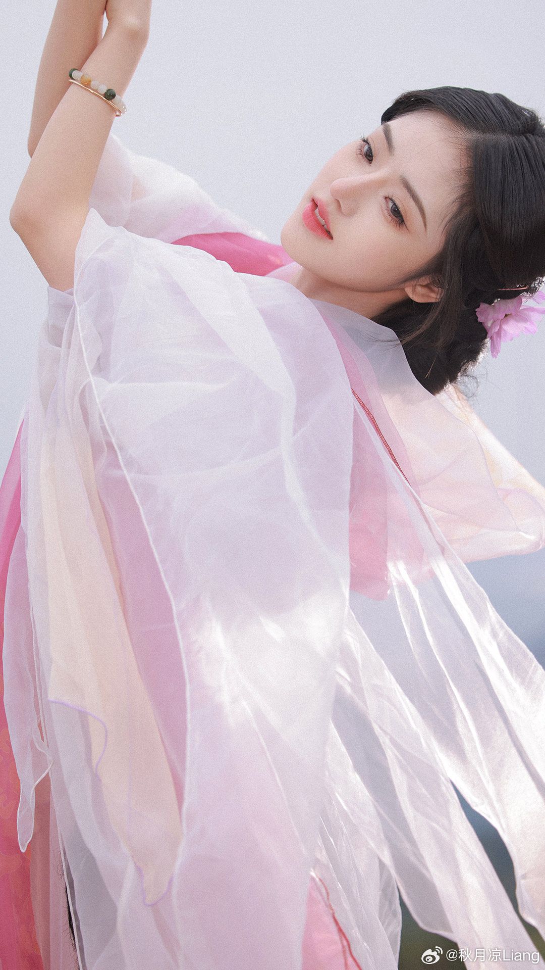 Hanfu Headdress Accessories:A Glimpse into the Rich Tapestry of Traditional Chinese Headwear Hanfu Headdress Accessories:A Glimpse into the Rich Tapestry of Traditional Chinese Headwear