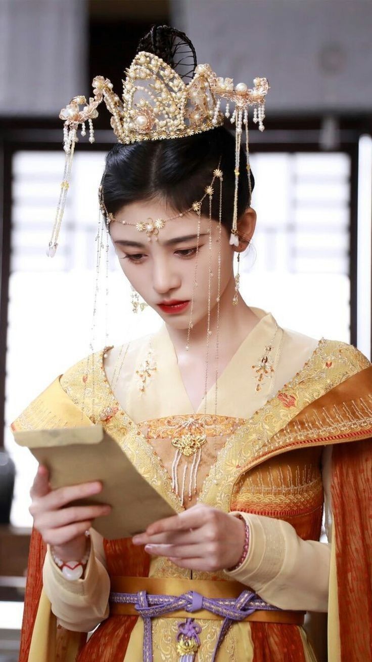 The Complete Guide to Hanfu Headdress Accessories