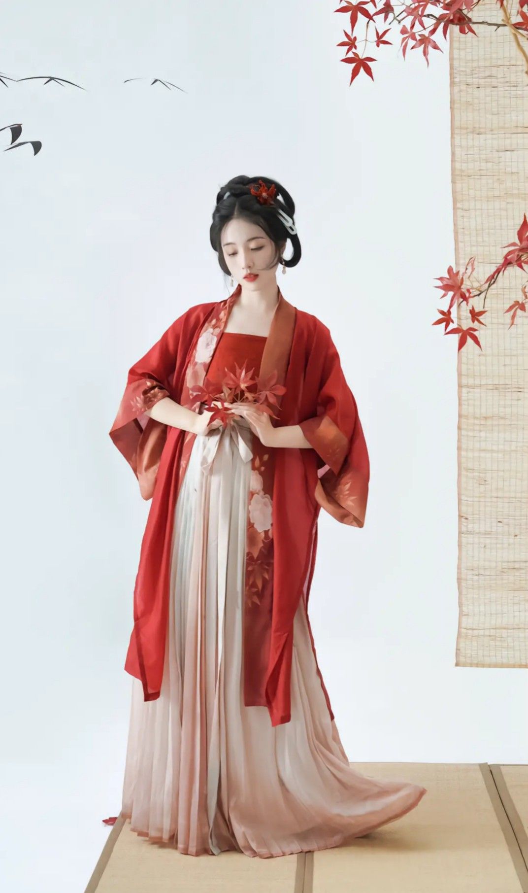 The Splendor of Tang-Era Hanfu Hair Buns:A Journey Through Time The Splendor of Tang-Era Hanfu Hair Buns:A Journey Through Time