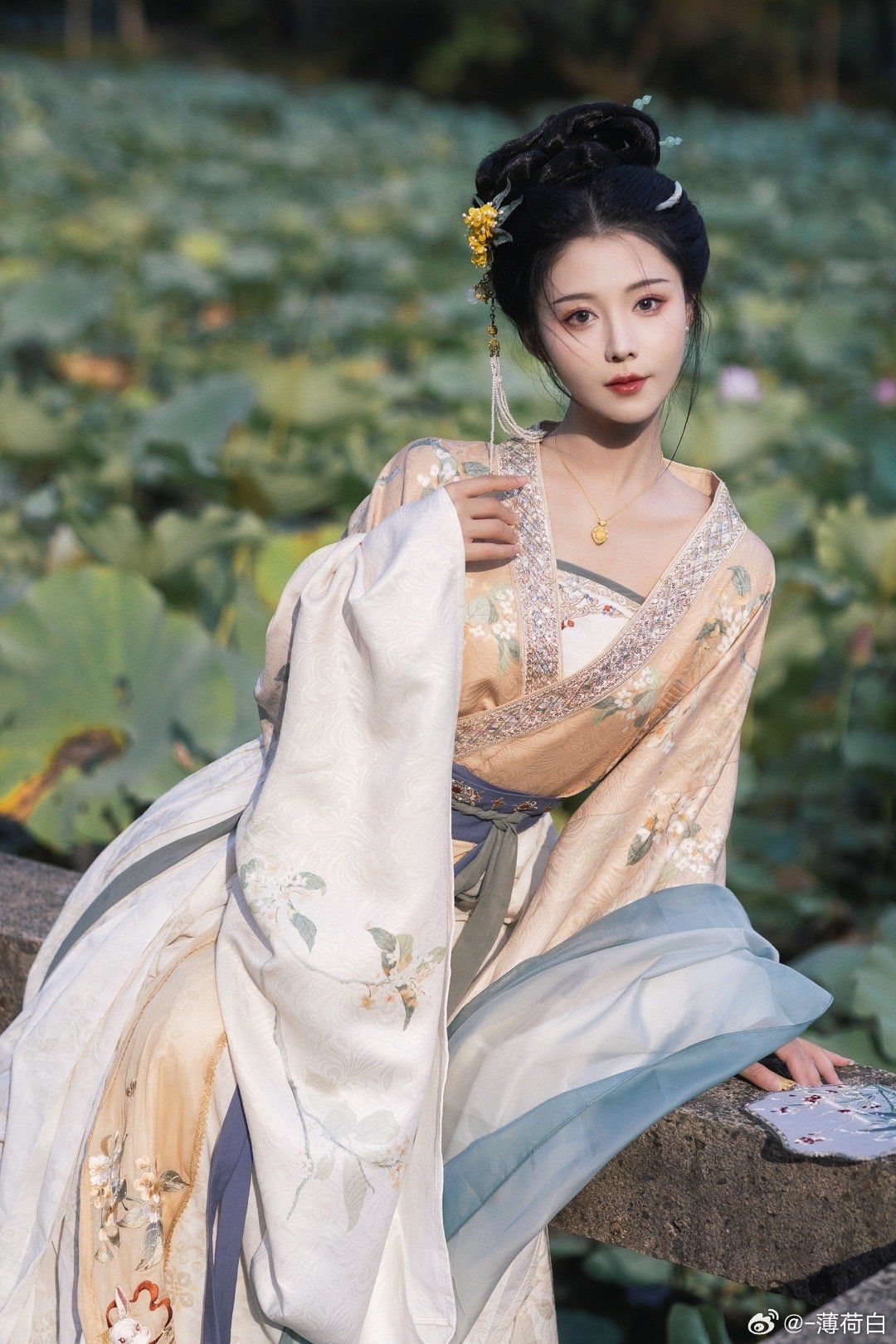 Girls Traditional Cheongsam in Size 170:A Fashionable and Comfortable Choice for Growing Kids