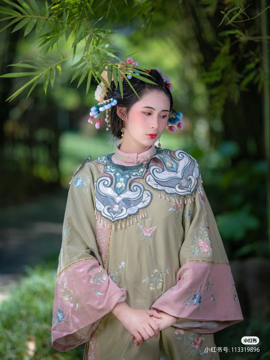 Maternity Cheongsam:Comfort and Style for Late Pregnancy