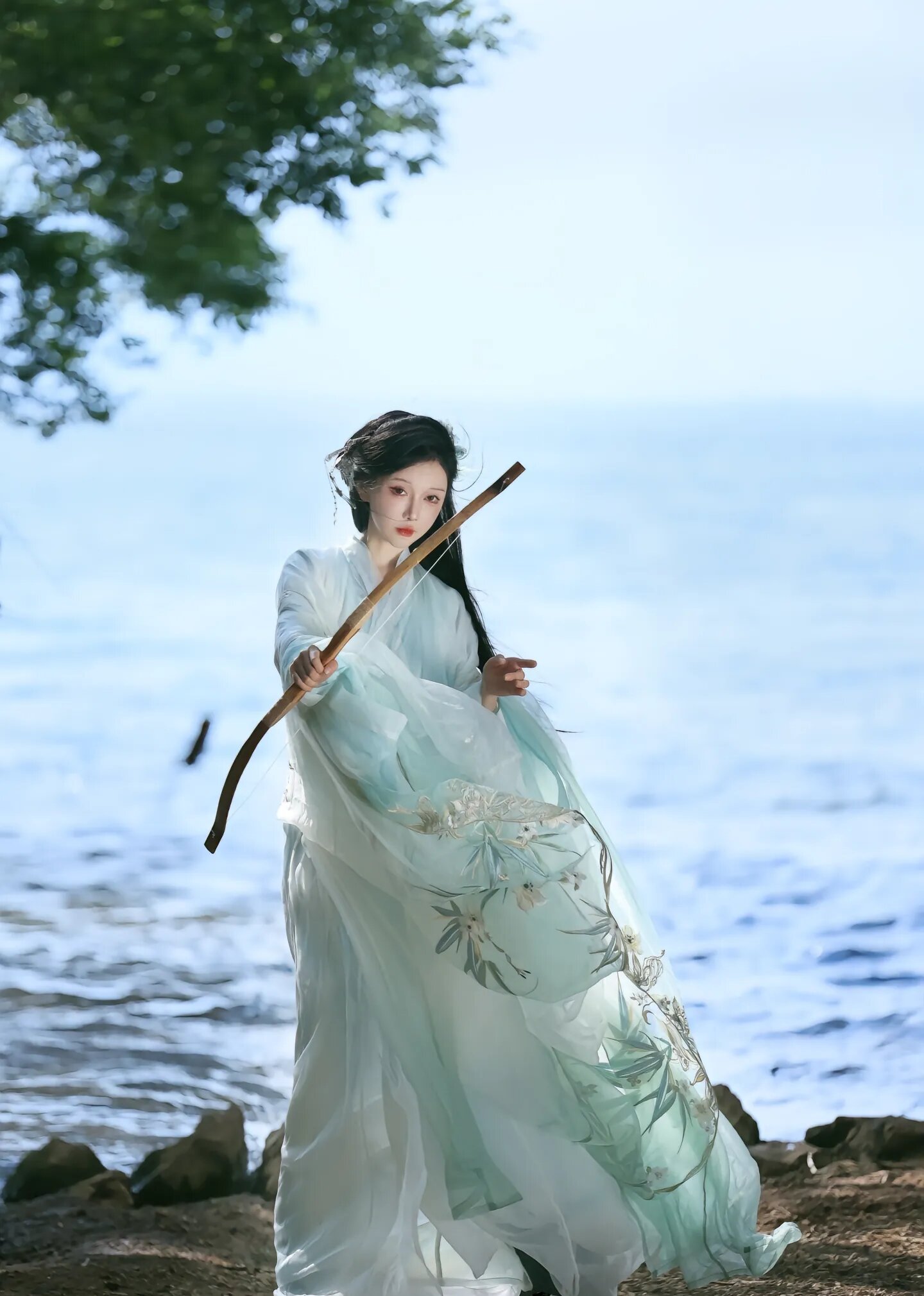 Exploring the New Sino-Style:Qianli Jiangshan Tu Ma Mian Qun