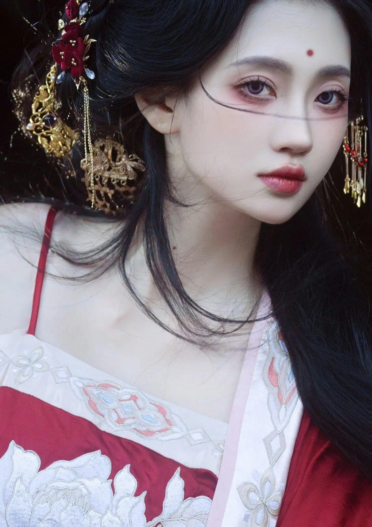 The Rise of the Cheongsam-Inspired Collar Blouse:Womens Fashion Evolution