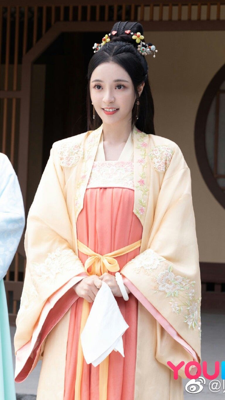 The Enchantment of a Sky Blue Cheongsam Skirt