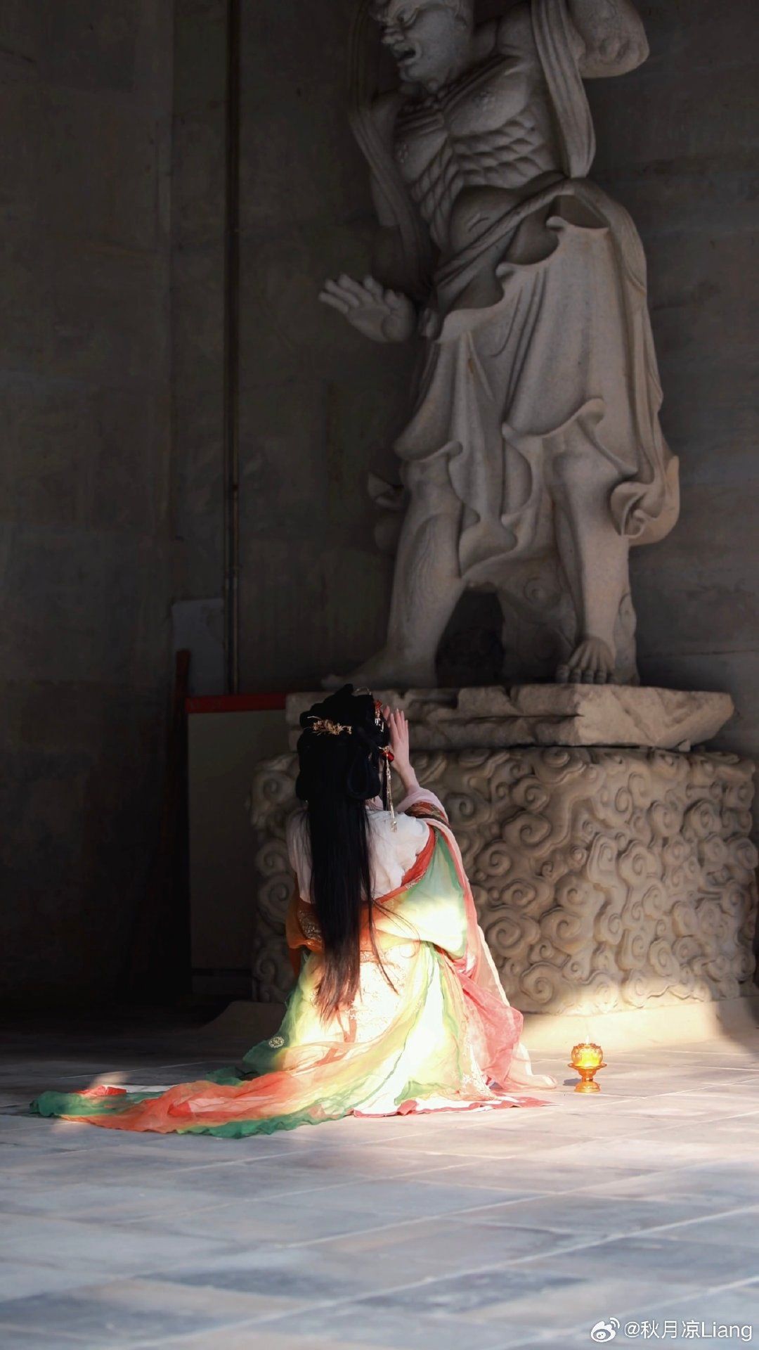 Elegance in Simplicity:The Allure of Unadorned Suma Skirt Elegance in Simplicity:The Allure of Unadorned Suma Skirt