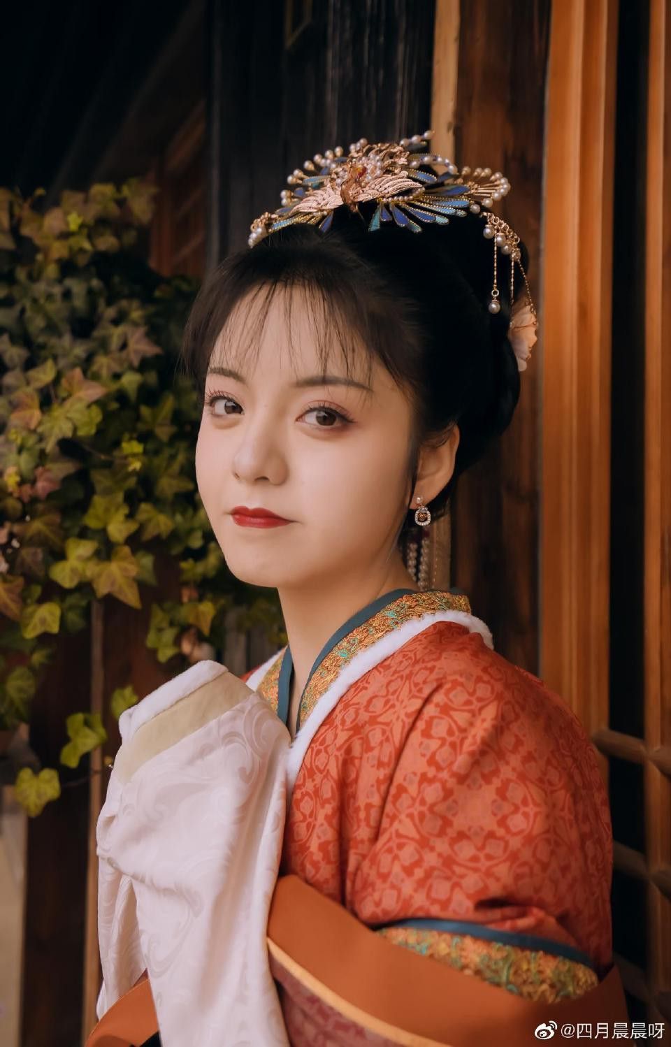 Original Authentic Hanfu Qixiong Style with Thin and Lightweight Fabric