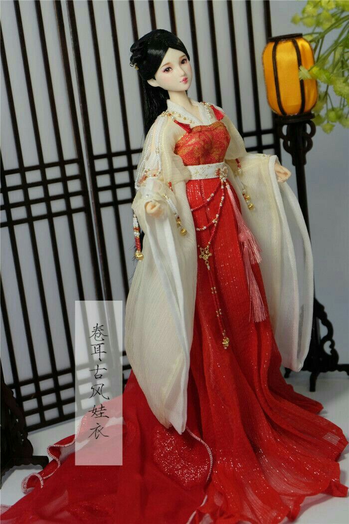 Traditional Chinese Fashion:The Splendor of Hanfu Headwear