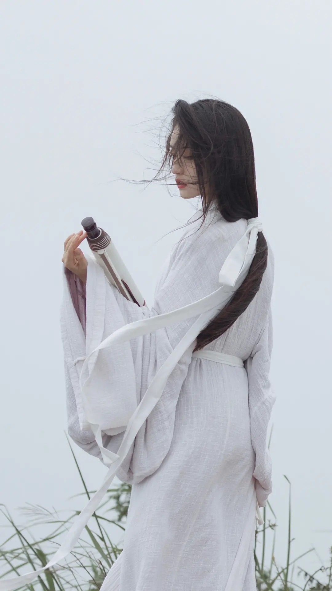 Revisiting the Splendid World of Chu-Han Hanfu in Dreams