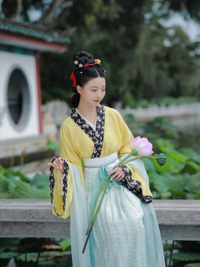 Childrens Hanfu Fashion:Spring and Autumn Girls Collection