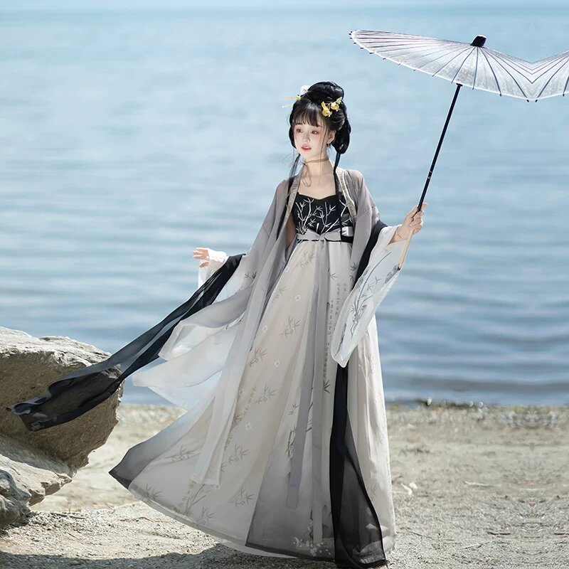 Seductive Sleepwear:A Lingerie Cheongsam Top with a Touch of Feminine Charm