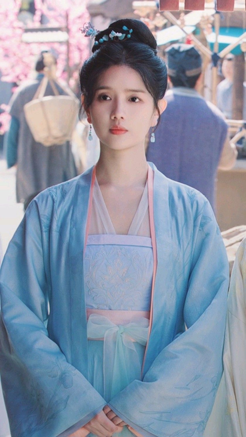 The Elegance of Long Cheongsam-Style Dress