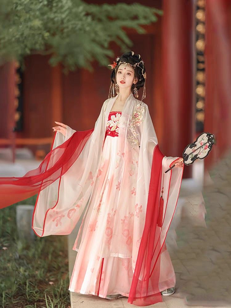 Original Hanfu Design by Shiquan:The Enchanting Rabbit of Soulful Elegance