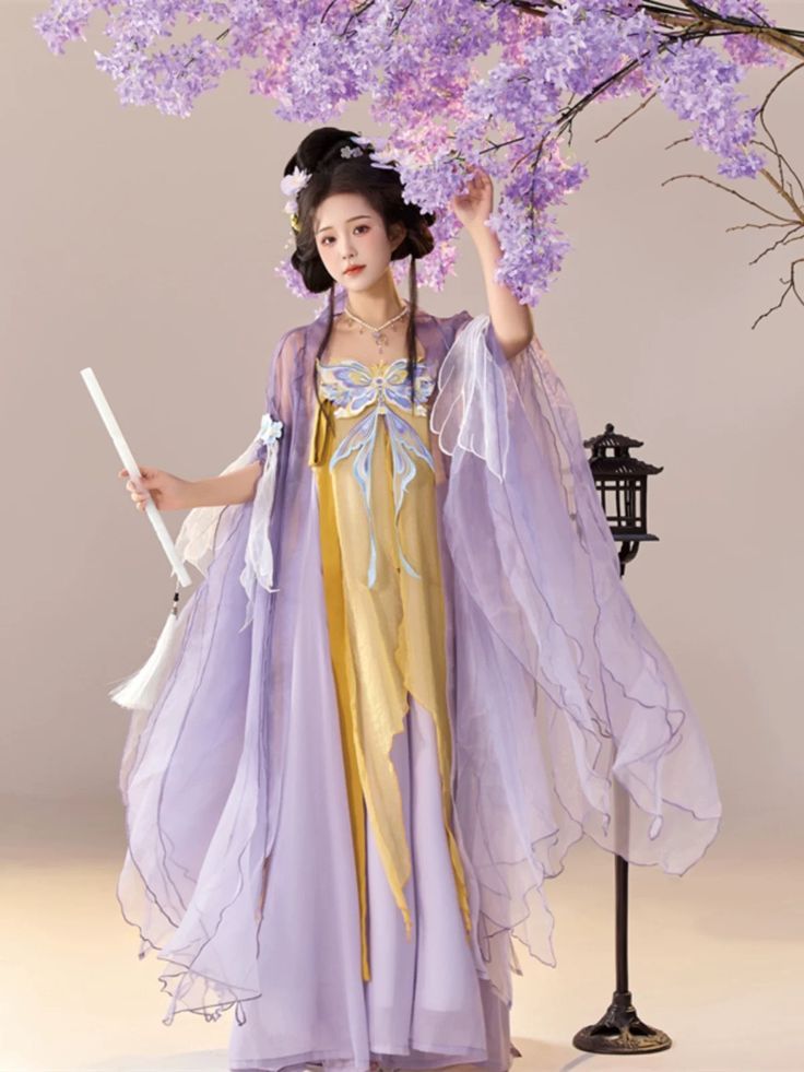 Reinventing the Cheongsam for Girl Children:Modernizing Traditional Elegance Reinventing the Cheongsam for Girl Children:Modernizing Traditional Elegance