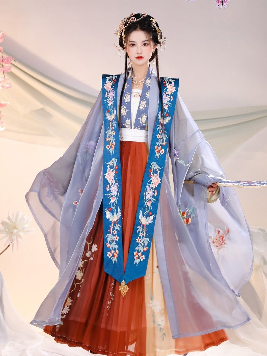 Embracing the Elegance of Black Cheongsam:A Belly-Covering Style Statement