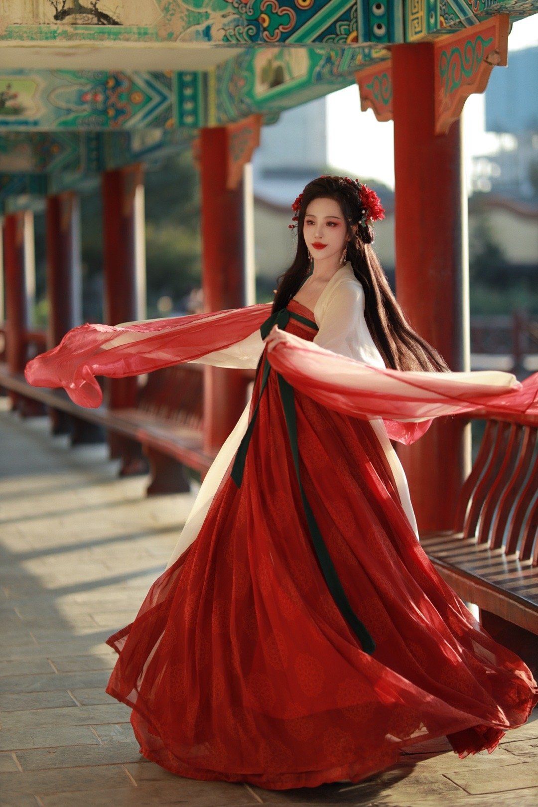 Little Girl in Tang-Style Hanfu Costume A Summer of 6 Years Old
