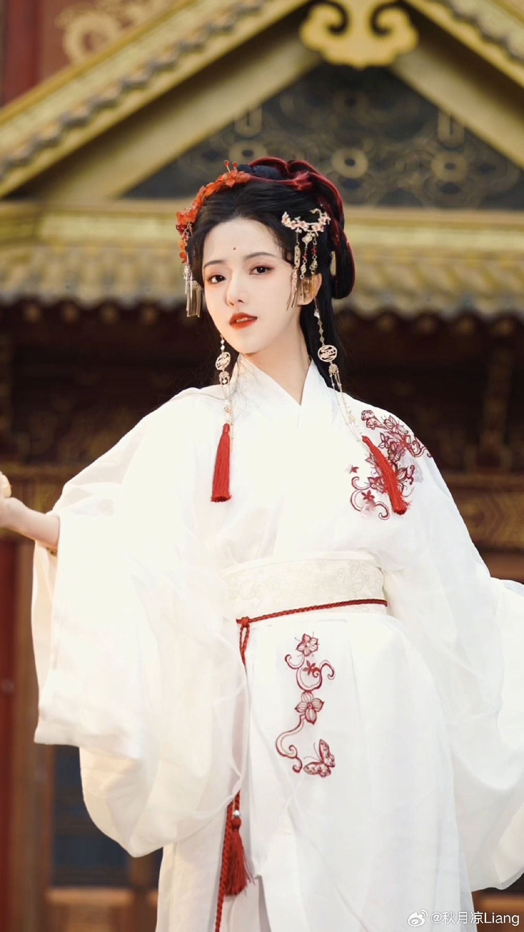 Childrens Winter Hanfu Headwear and Wig Options:A Guide to Traditional and Modern Accessories Childrens Winter Hanfu Headwear and Wig Options:A Guide to Traditional and Modern Accessories