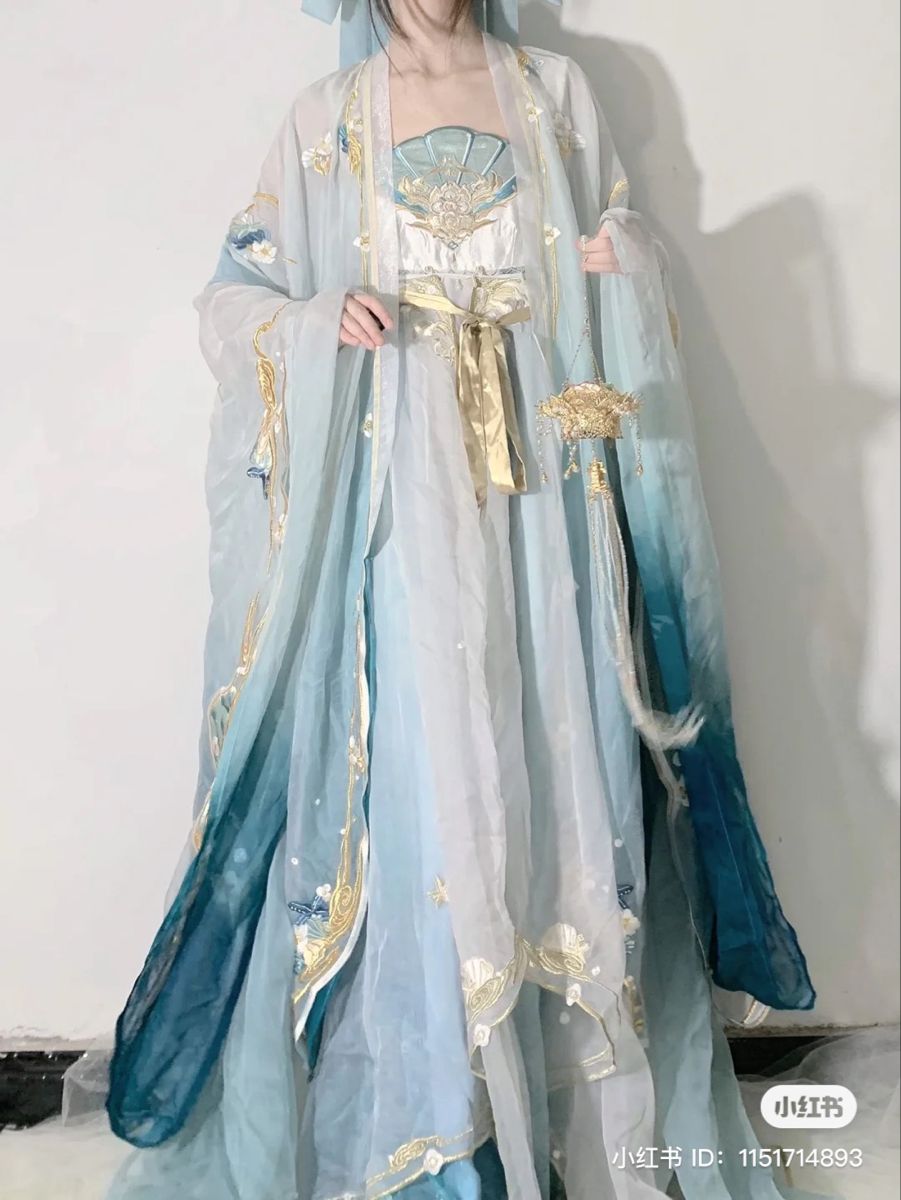 Junyi Hanfu Fashion:Embracing the Chinese Heritage on Childrens Day