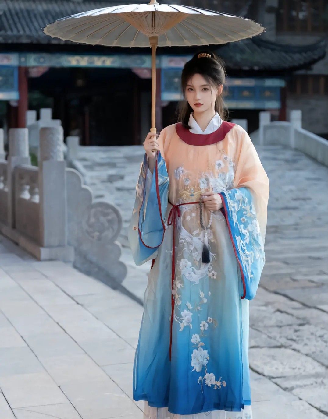 The Splendor of Traditional Chinese Elegance:The LiLi Cheongsam Official Flagship Store The Splendor of Traditional Chinese Elegance:The LiLi Cheongsam Official Flagship Store