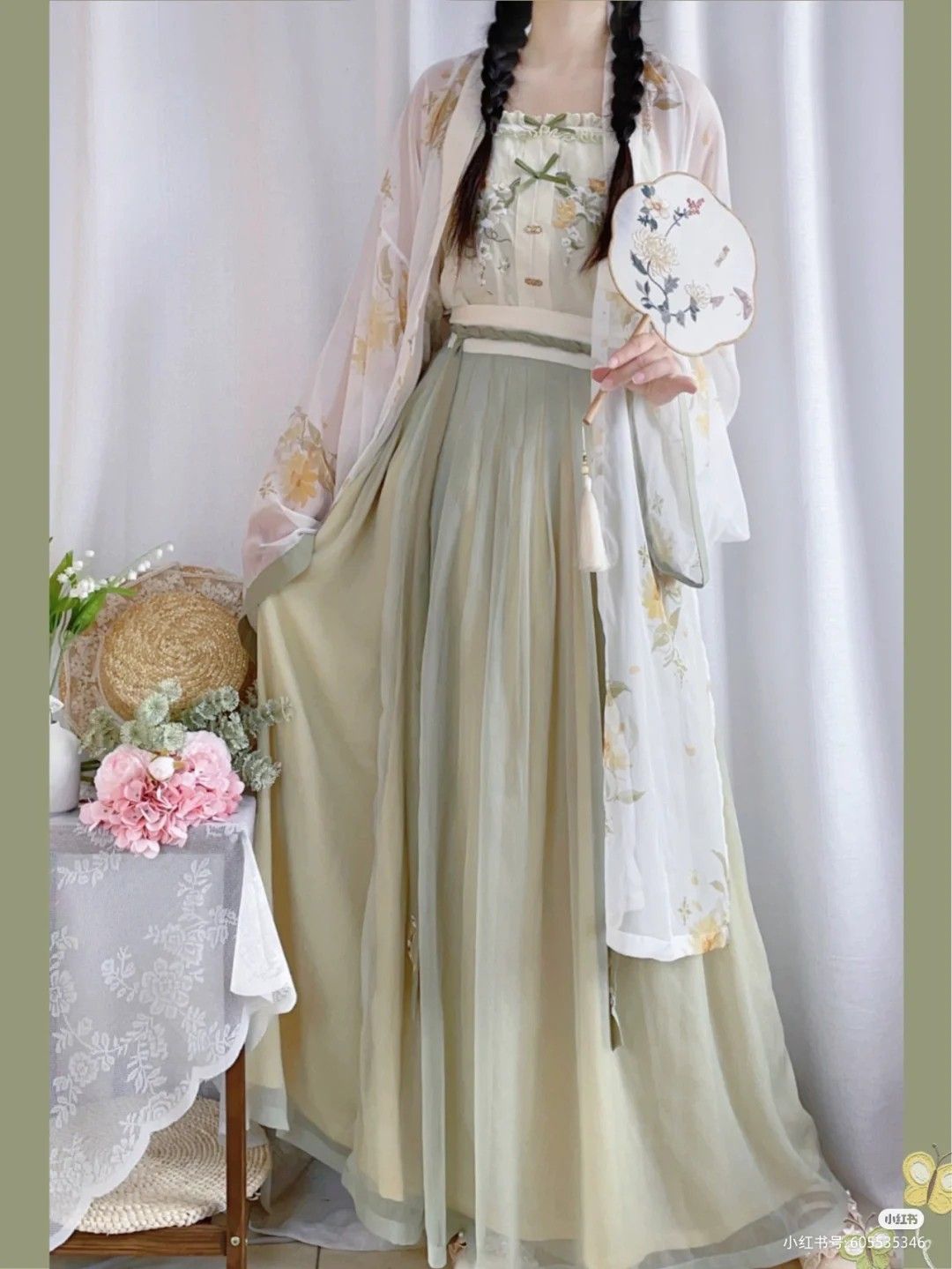 Hanfu Childrens New Year Clothes in Caoxian:A Traditional Glimpse