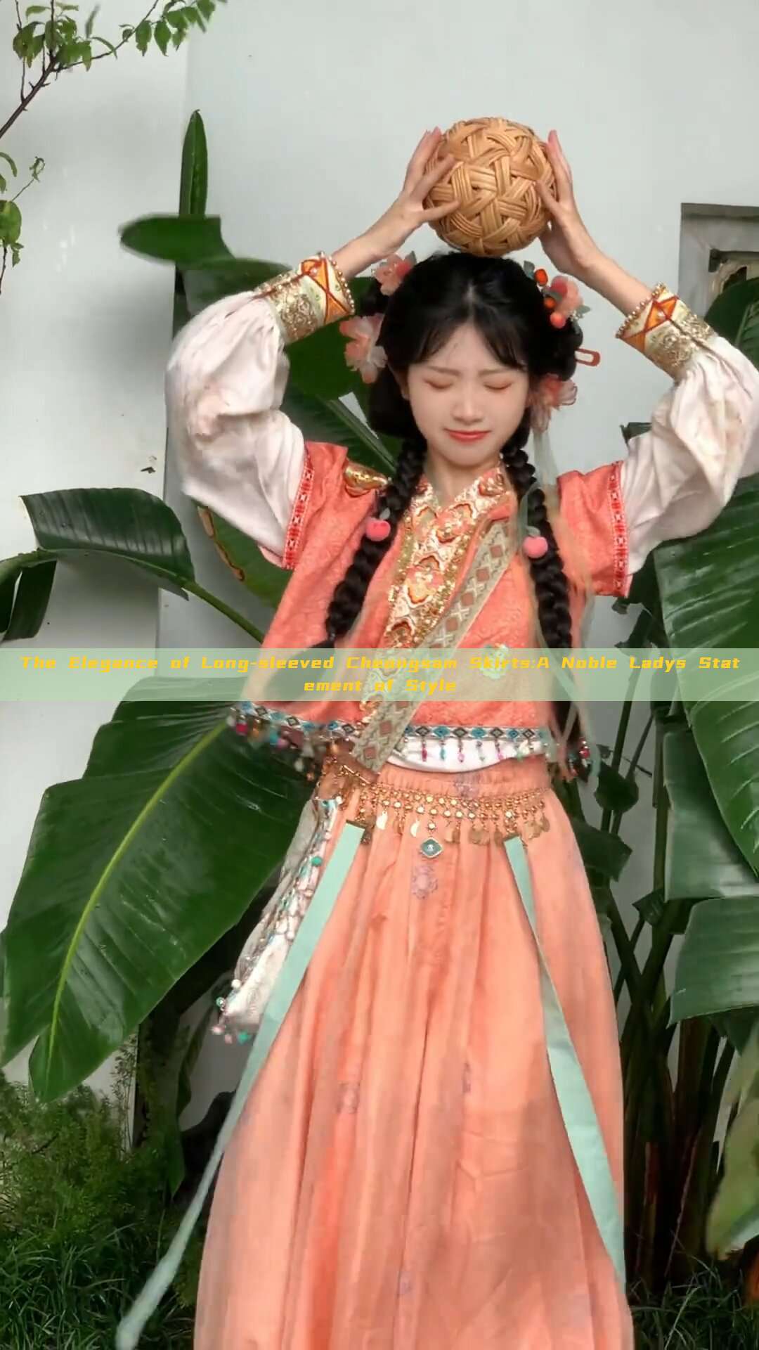 The Elegance of Long-sleeved Cheongsam Skirts:A Noble Ladys Statement of Style The Elegance of Long-sleeved Cheongsam Skirts:A Noble Ladys Statement of Style