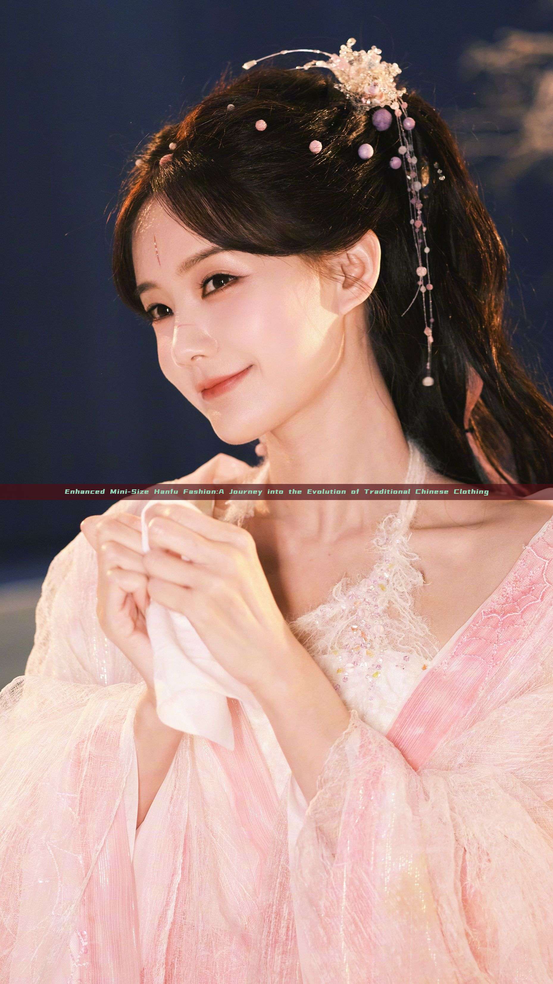 Enhanced Mini-Size Hanfu Fashion:A Journey into the Evolution of Traditional Chinese Clothing Enhanced Mini-Size Hanfu Fashion:A Journey into the Evolution of Traditional Chinese Clothing