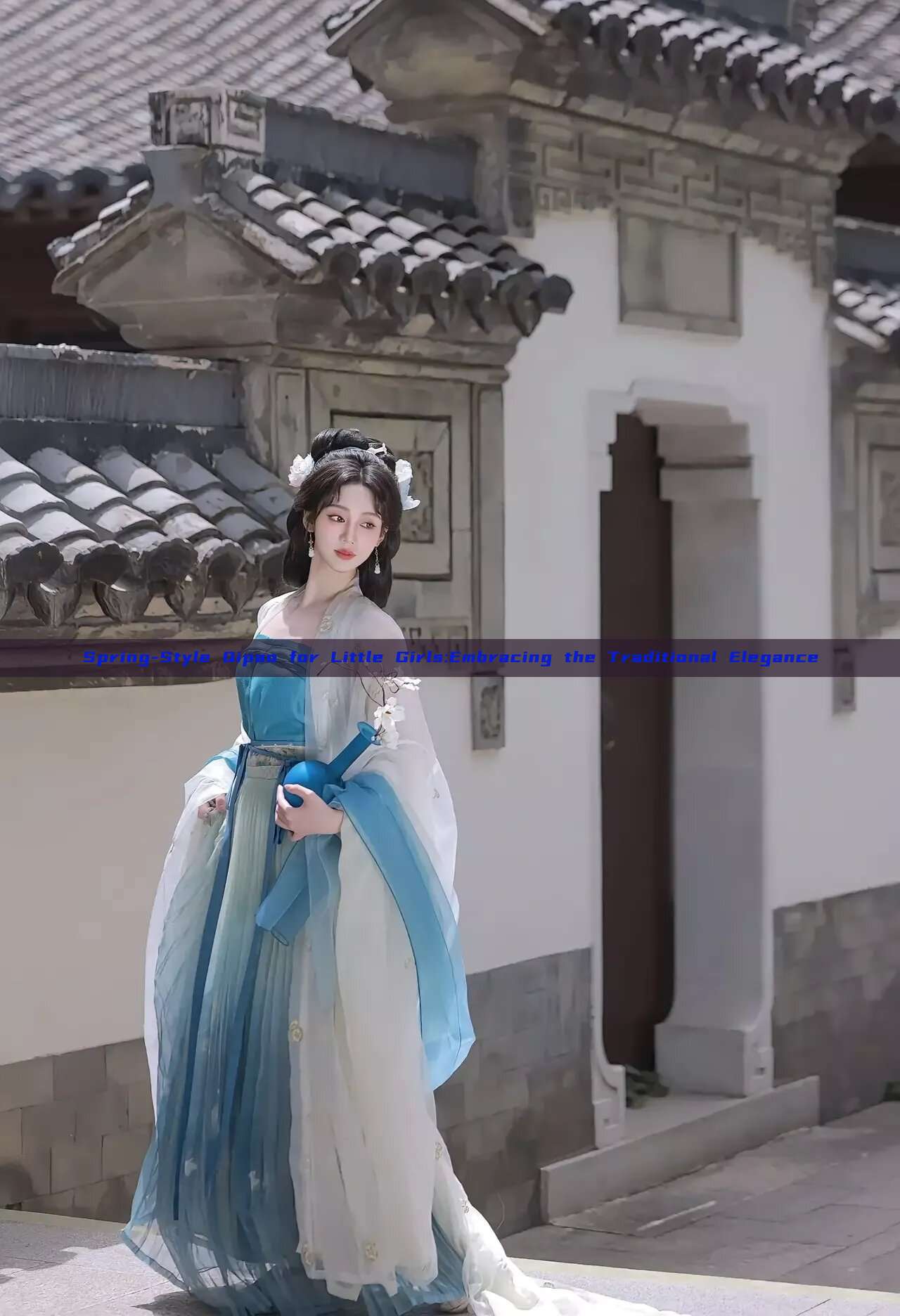 Spring-Style Qipao for Little Girls:Embracing the Traditional Elegance Spring-Style Qipao for Little Girls:Embracing the Traditional Elegance