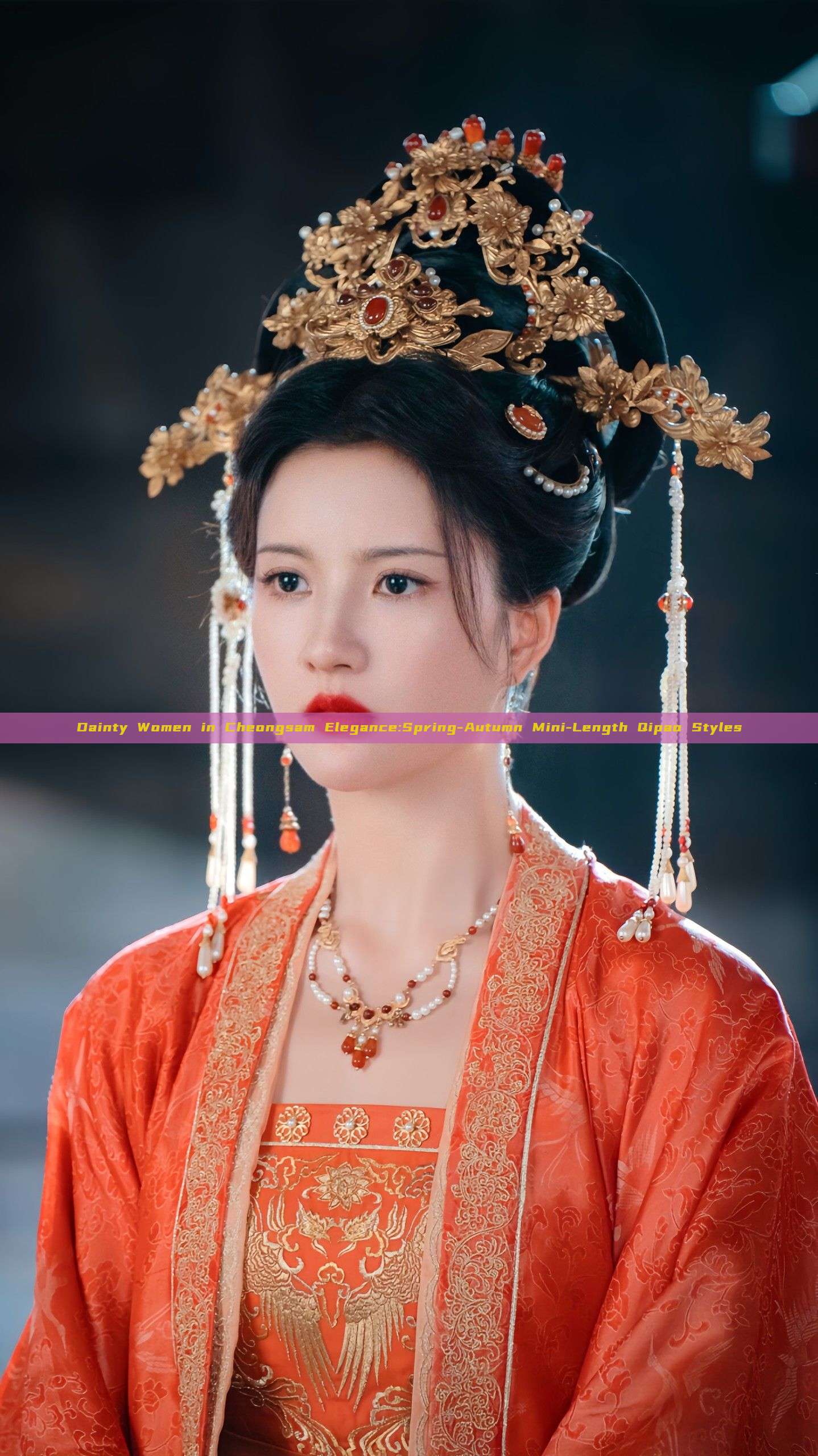 Dainty Women in Cheongsam Elegance:Spring-Autumn Mini-Length Qipao Styles Dainty Women in Cheongsam Elegance:Spring-Autumn Mini-Length Qipao Styles