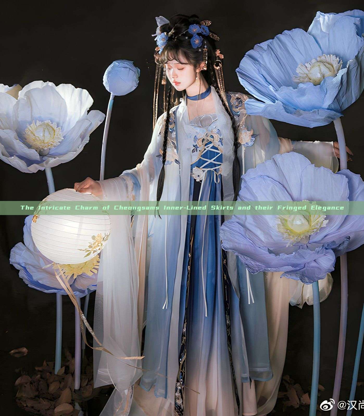 The Intricate Charm of Cheongsams Inner-Lined Skirts and their Fringed Elegance The Intricate Charm of Cheongsams Inner-Lined Skirts and their Fringed Elegance