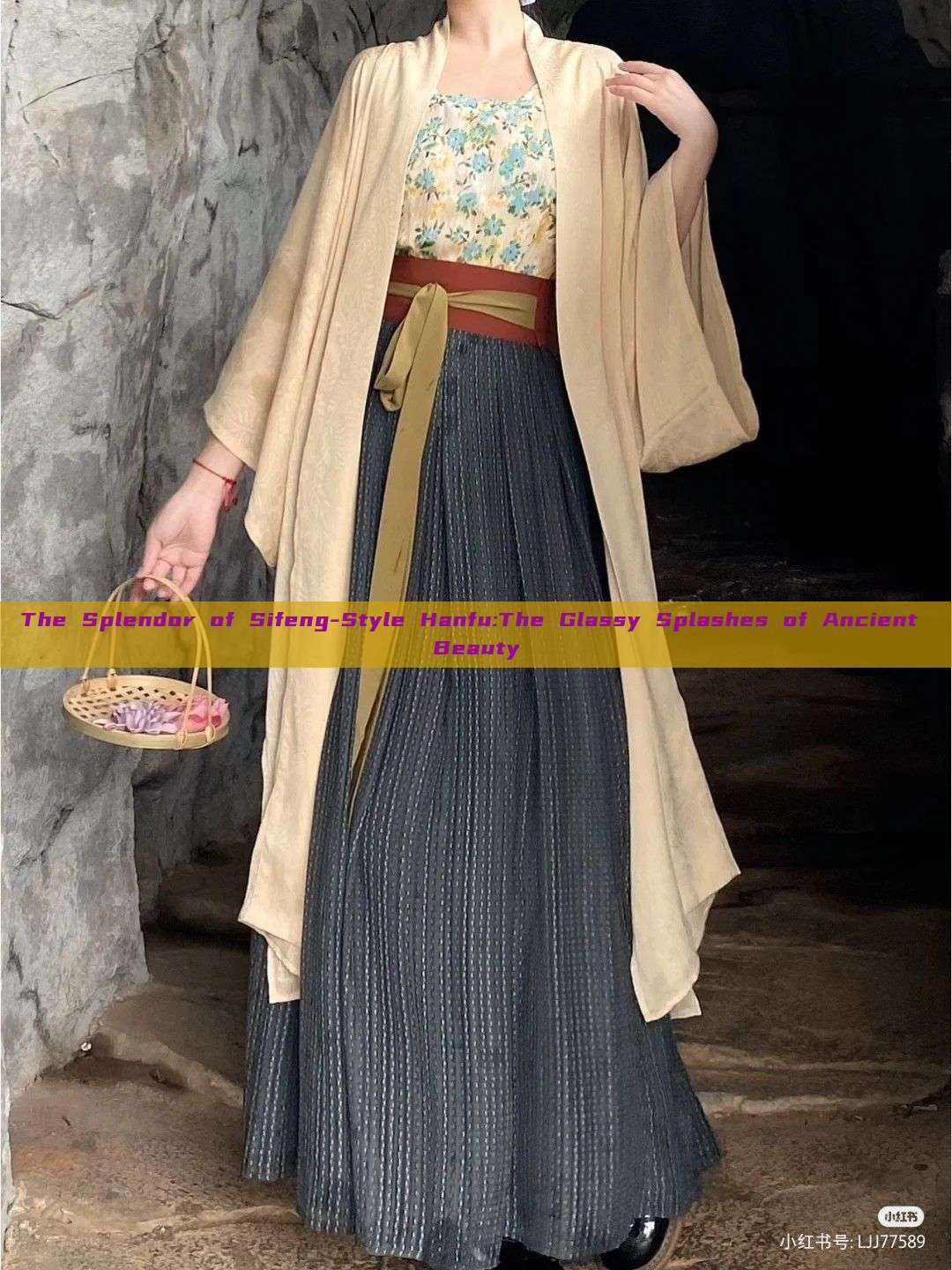 The Splendor of Sifeng-Style Hanfu:The Glassy Splashes of Ancient Beauty The Splendor of Sifeng-Style Hanfu:The Glassy Splashes of Ancient Beauty